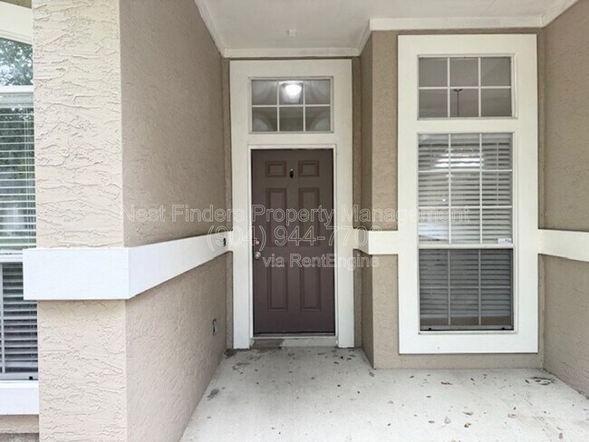 Foto del edificio - 816 Brookstone Ct