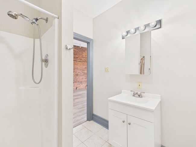 Building Photo - 1010 N 3rd St