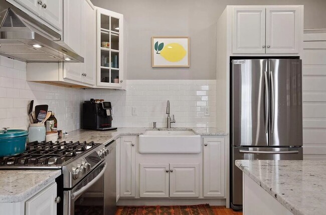 Foto del edificio - 415 6th St SE