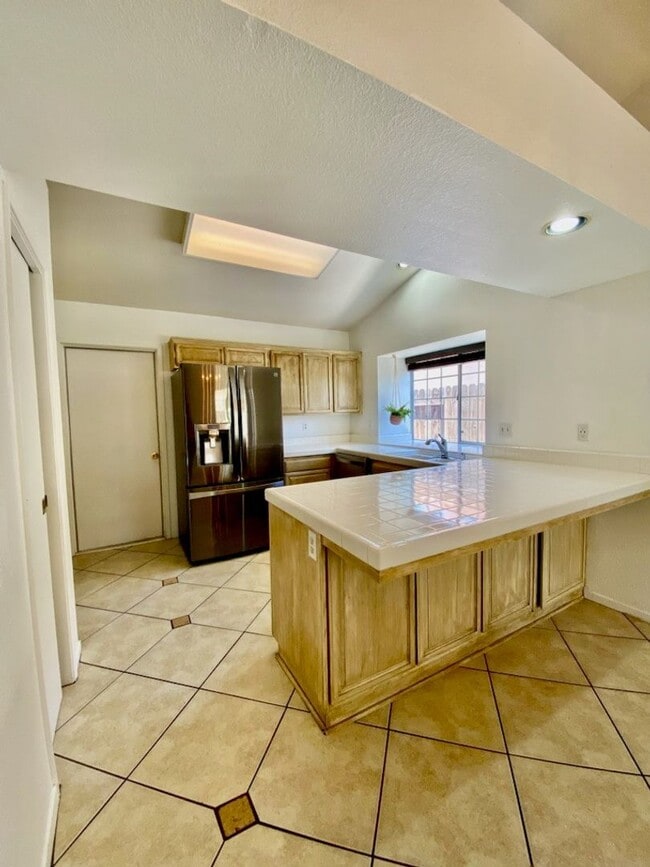 Foto del edificio - Turn key 3 bedroom in Orcutt