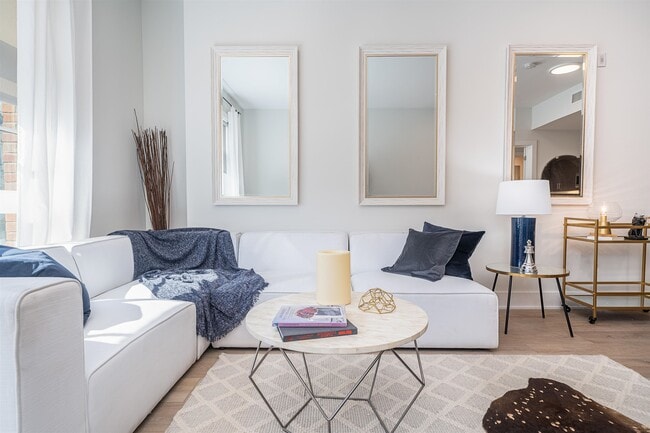 Building Photo - 418 Palisade Ave