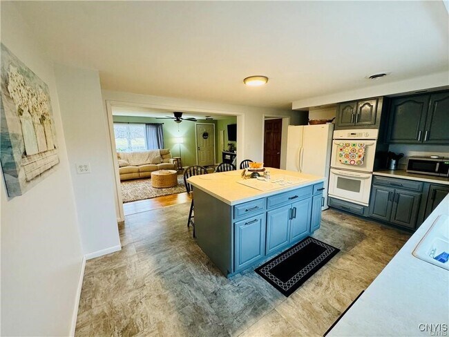 Building Photo - 25054 NY-12