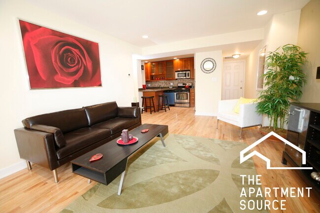 Foto del edificio - 6954 N Greenview Ave