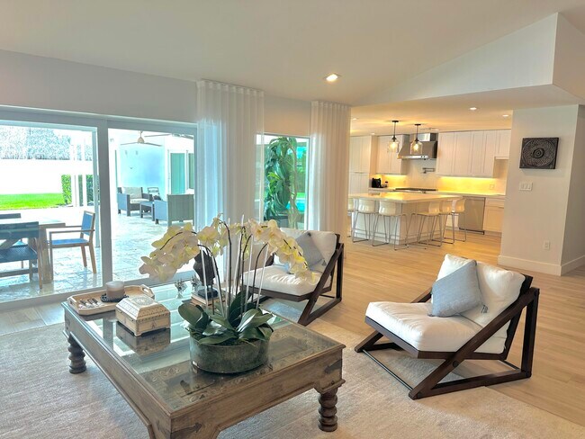 Foto del edificio - 936 SW 38th Ct
