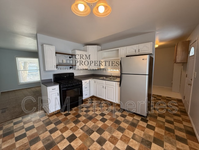 Building Photo - 5801 Monona Dr