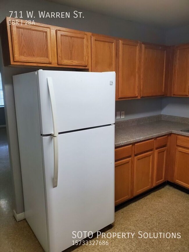 Building Photo - 3 BD / 2 BA