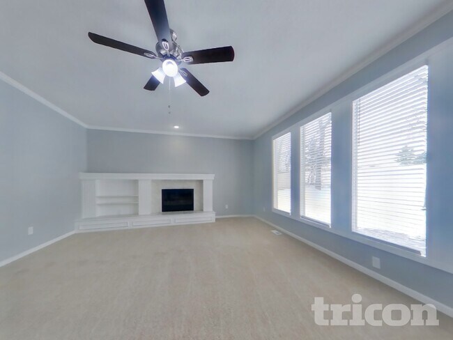 Foto del edificio - 302 E 123rd Terrace