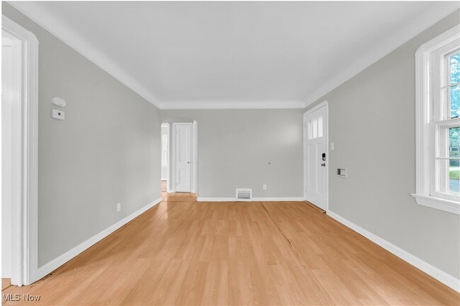 Foto del edificio - 12409 Kensington Ave