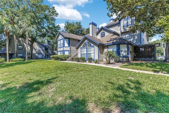 Foto del edificio - 955 Forest Ridge Ct