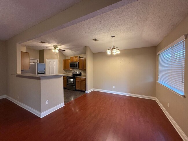 Foto del edificio - 3501 Dorothy Jane Dr