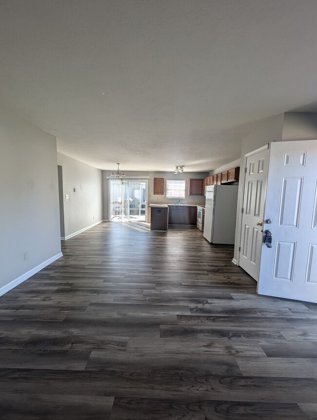 Foto del edificio - Quiet 2 bed 2 bath duplex home in Franklin!