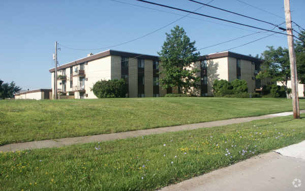 Building Photo - Maple Park Terrace