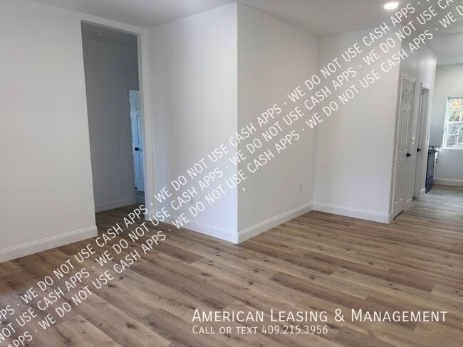 Foto del edificio - 1003 Lynn-D