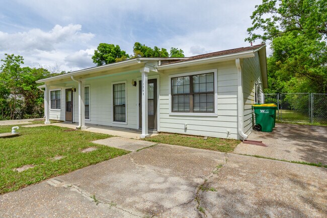 Foto del edificio - 1308 Keturah St