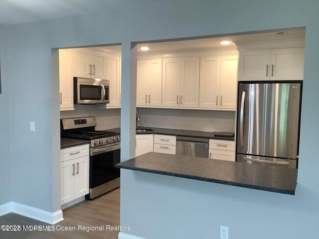 Foto del edificio - 506 Harding Rd