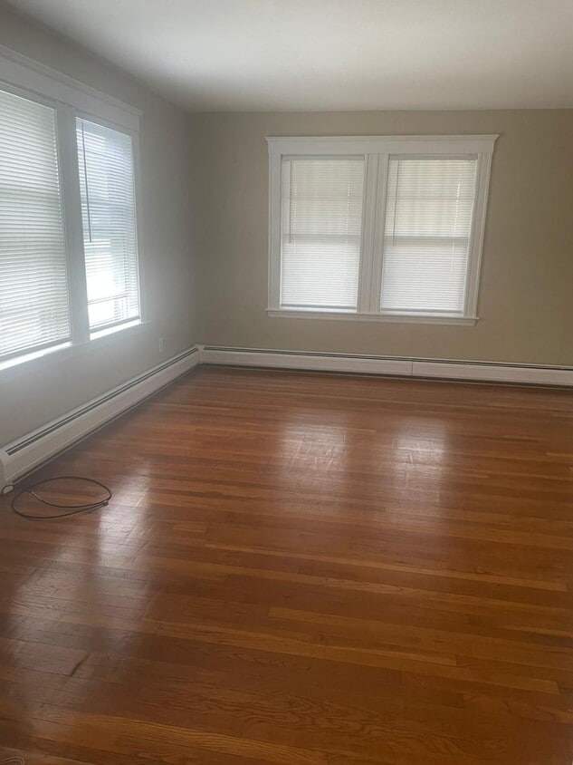 Foto principal - 108 N Central Ave