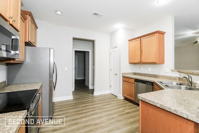 Foto del edificio - 877 Crescent Ln