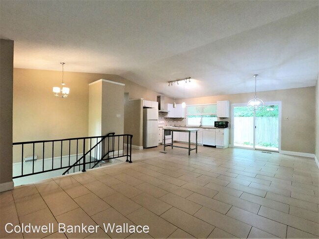 Building Photo - 3 br, 2.5 bath House - 6101 Janmer Lane