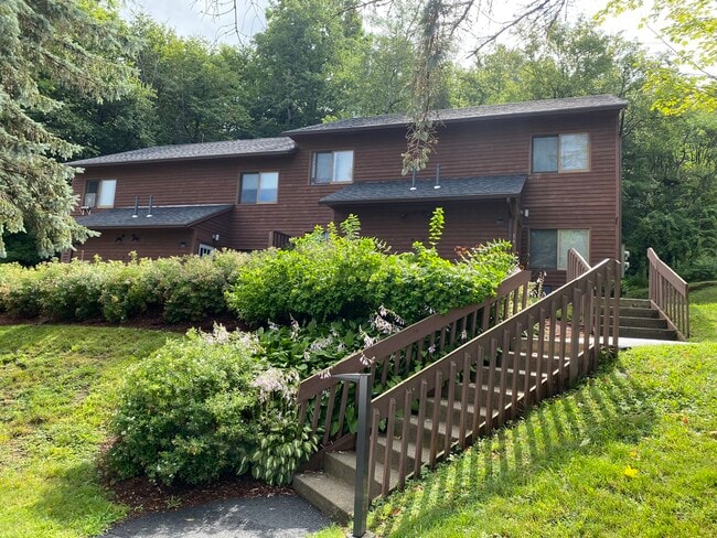 Photo - 103 Village Heights Rd Townhome