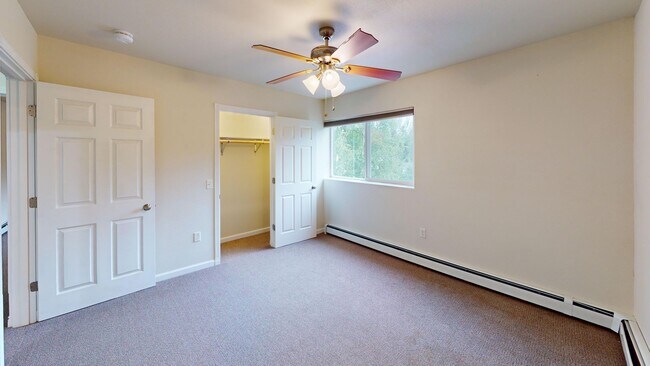Building Photo - 2681 Mockler Ave