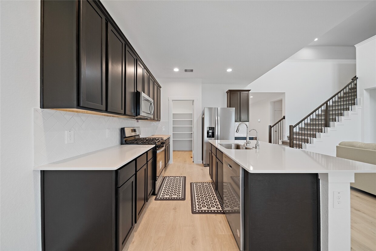 Foto principal - 3815 Pierce Pl Ln