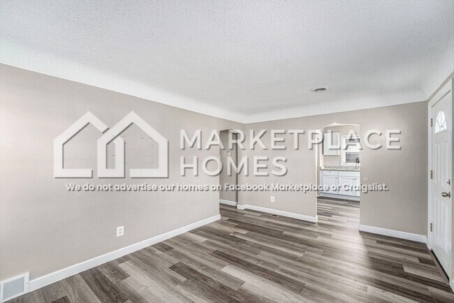 Foto del edificio - 27070 Lawnwood St