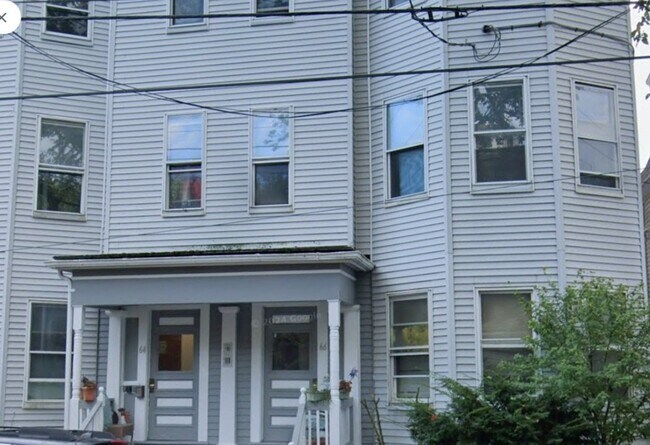 Foto del edificio - 62 Pleasant St