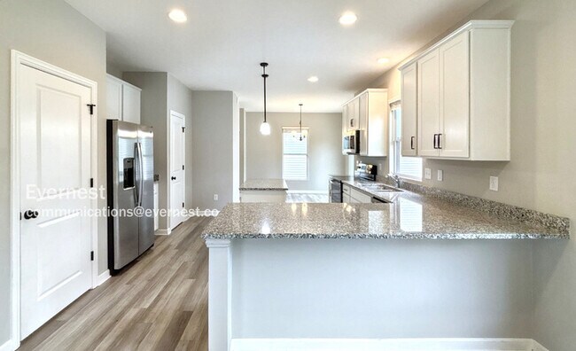 Building Photo - 6149 Jadwinn Dr
