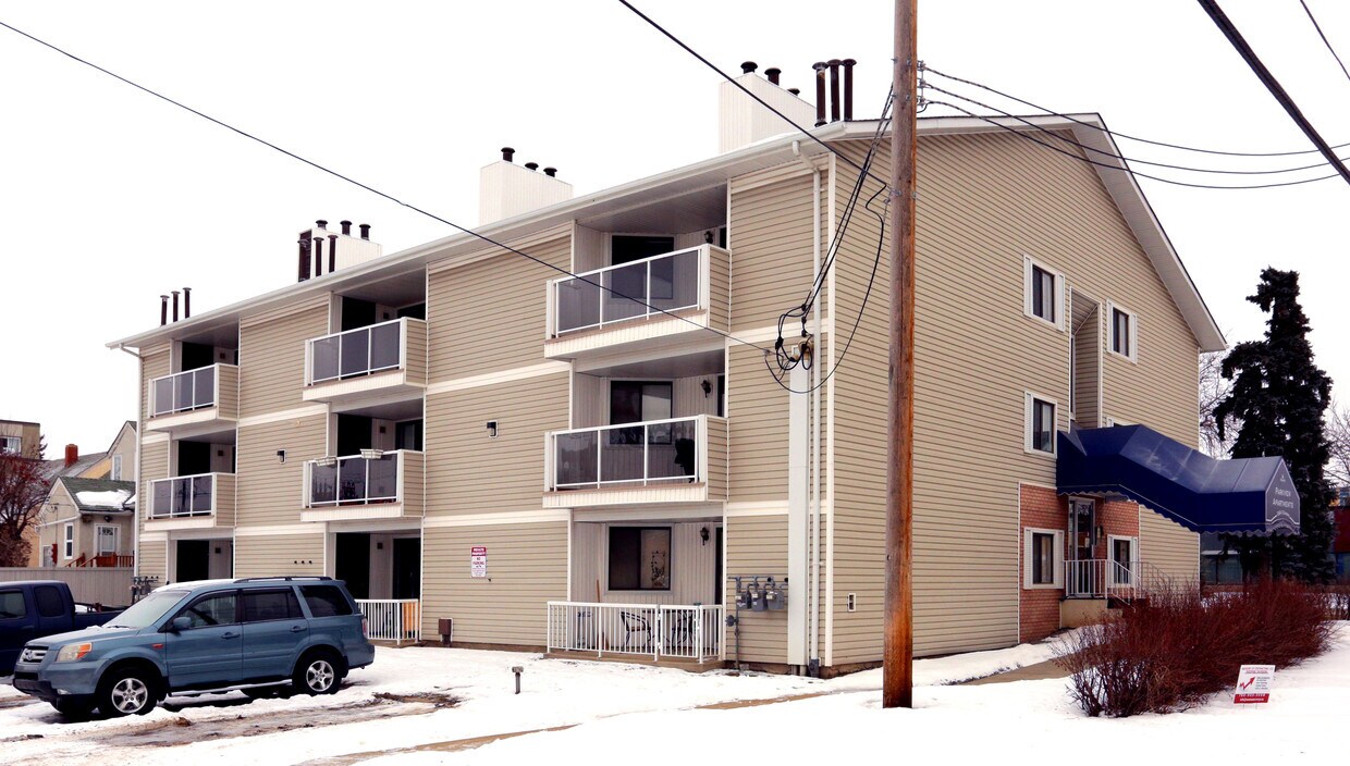 Primary Photo - 10604 110th Ave NW