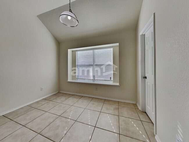 Foto del edificio - 5740 Mountain Stream Trail