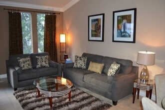 Building Photo - 210 E Flamingo Rd