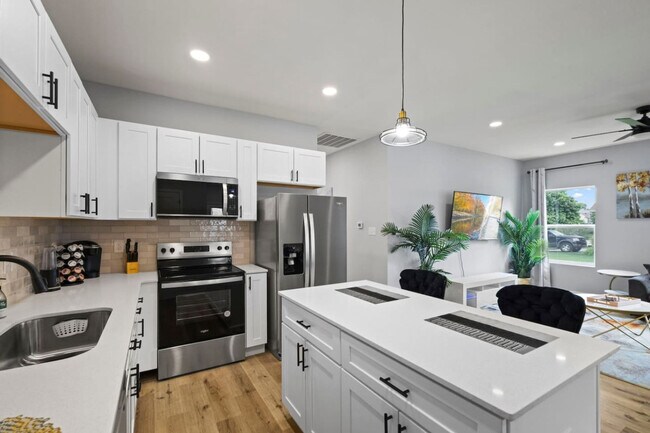 Building Photo - 8355 Fieldfare Way