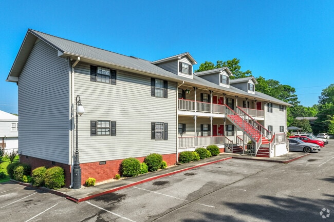 Exteriors - Magnolia Terrace Apartments