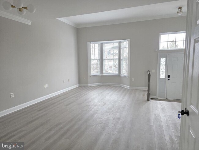 Foto del edificio - 676 McLeary Square SE