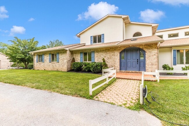 Foto del edificio - 10011 Baltimore National Pike