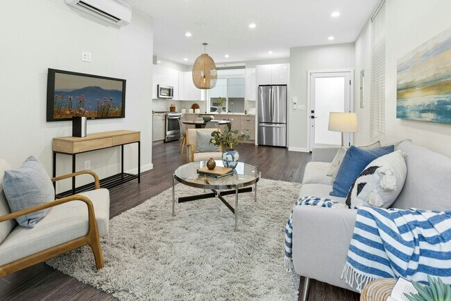 Building Photo - Modern  4-bed, 2.5 bath Townhouse in Ballard.