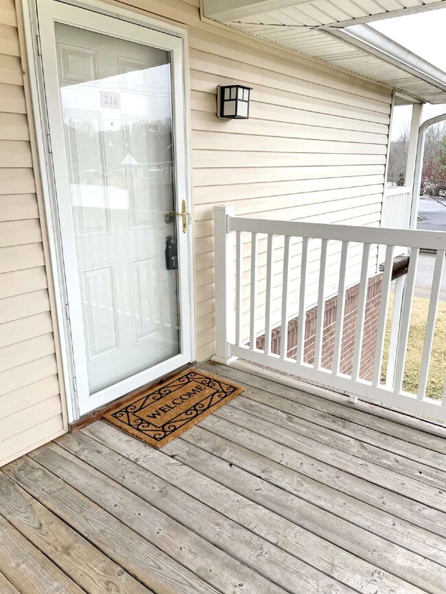 Photo - "2-Bed, 2-Bath apartment on Stonestreet Road – 904 Sq Ft!"