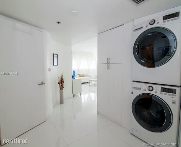 Building Photo - 2 br, 2 bath Condo - 360 Collins Ave Unit 2