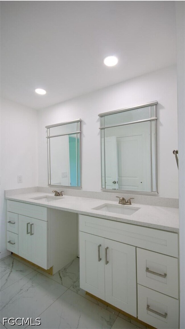 Foto del edificio - 3433 Jeffcott St