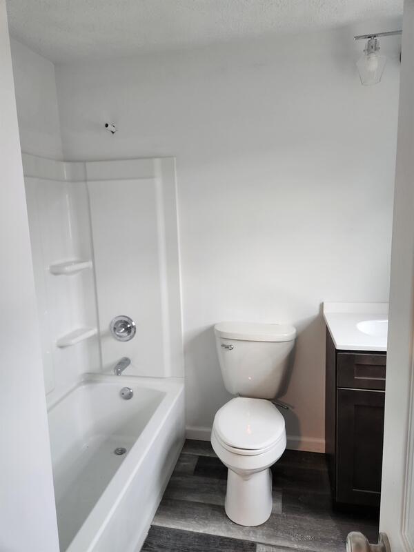 388 Elmwood Dr, Radcliff, KY 40160 Condo for Rent in Radcliff, KY