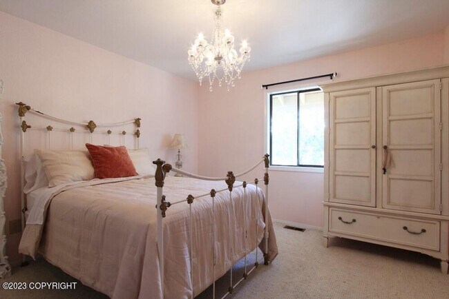 Foto del edificio - 524 Eyak Dr