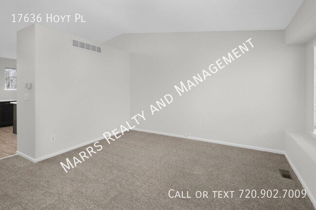 Photo - 17636 Hoyt Pl House