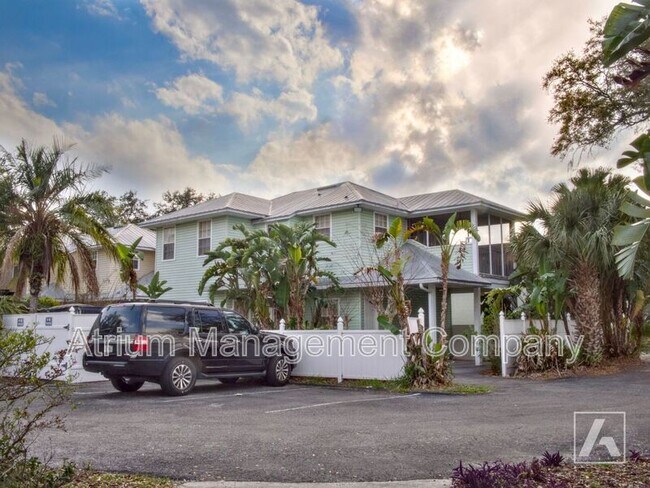 Foto del edificio - 621 Lakeview St