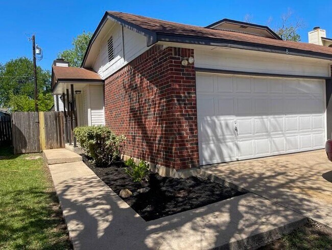 Foto del edificio - 2618 Alcott Ln