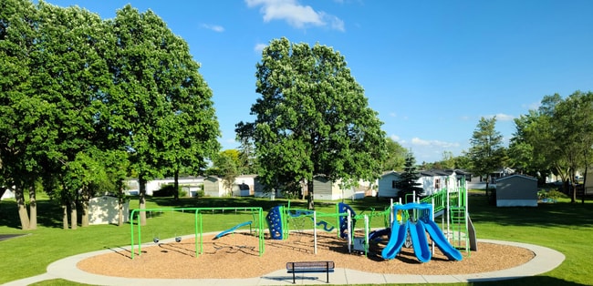 Foto del edificio - 17018 Coventry Ln