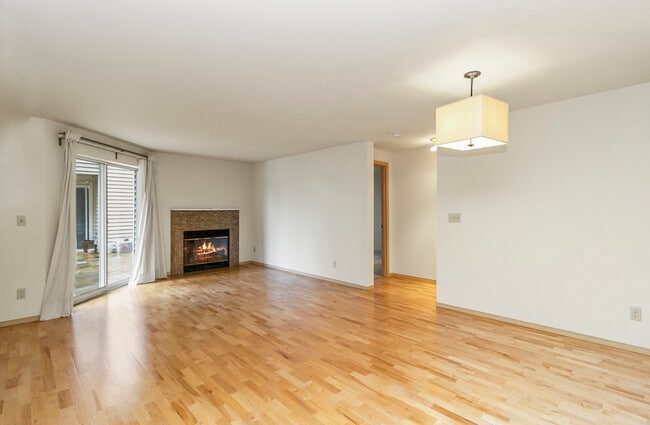 Foto del edificio - 6970 California Ave SW