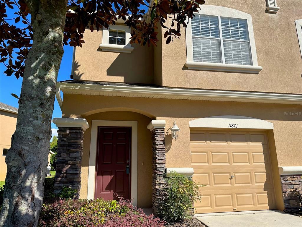 Foto principal - 11801 Castine St