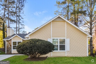 Building Photo - 6096 Creekford Dr
