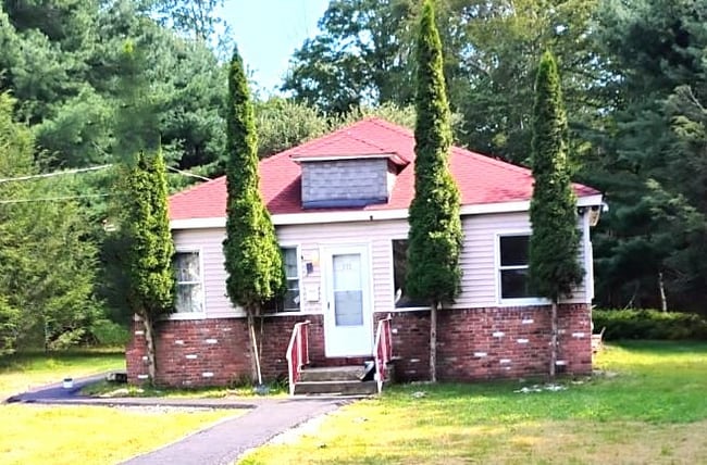 Foto del edificio - 372 Park Hill Rd