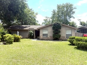 Building Photo - 3956 Cedar Cove Ln